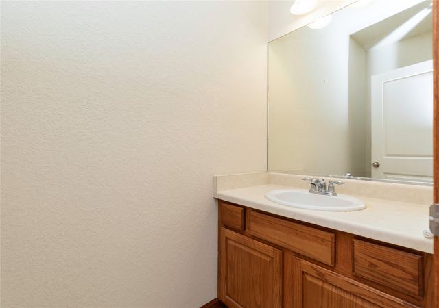 458 NE Pinehurst Circle, Ankeny, IA 50021