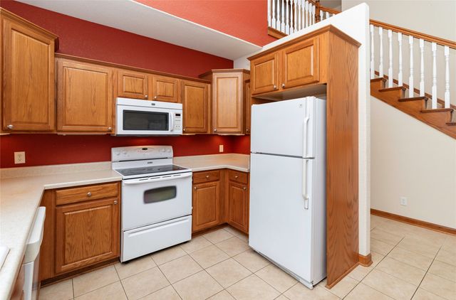 458 NE Pinehurst Circle, Ankeny, IA 50021