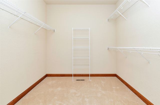 458 NE Pinehurst Circle, Ankeny, IA 50021