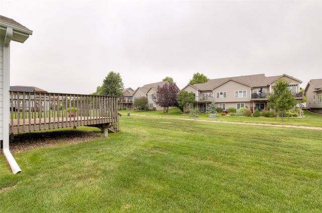 458 NE Pinehurst Circle, Ankeny, IA 50021
