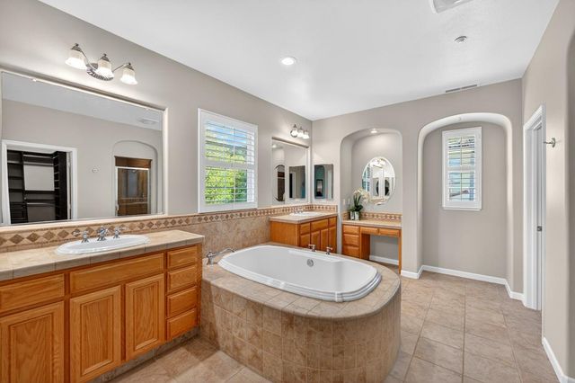 7532 Strath Place, Gilroy, CA 95020