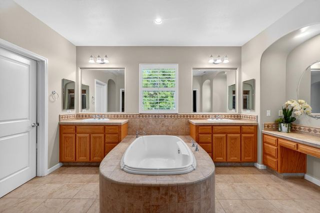 7532 Strath Place, Gilroy, CA 95020