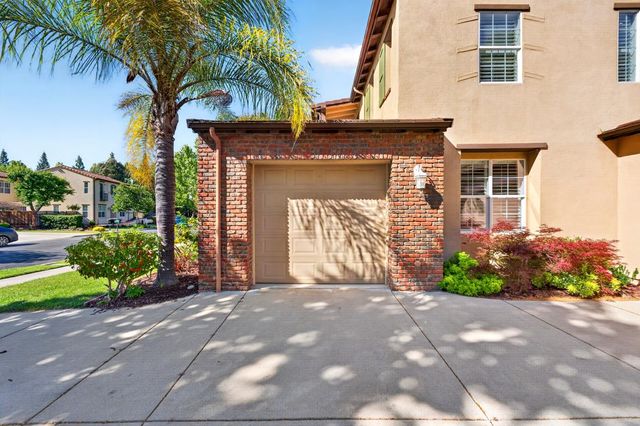 7532 Strath Place, Gilroy, CA 95020