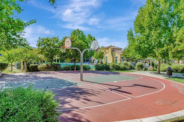 7532 Strath Place, Gilroy, CA 95020