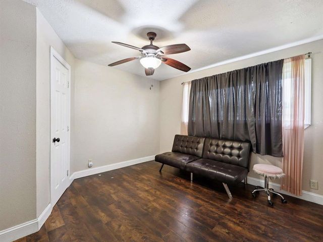 4015 42nd Street, Port Arthur, TX 77642