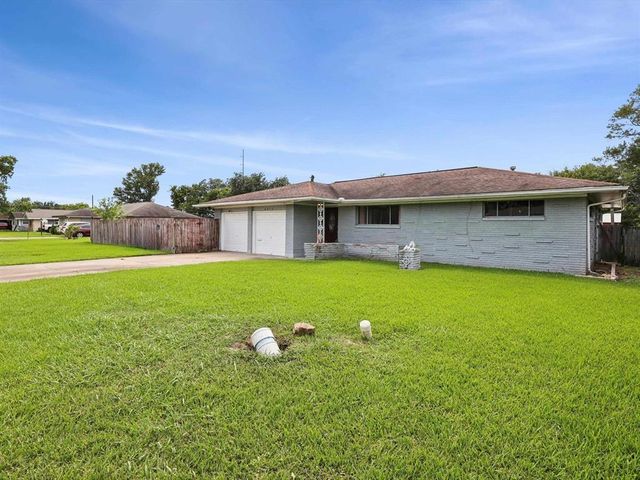 4015 42nd Street, Port Arthur, TX 77642