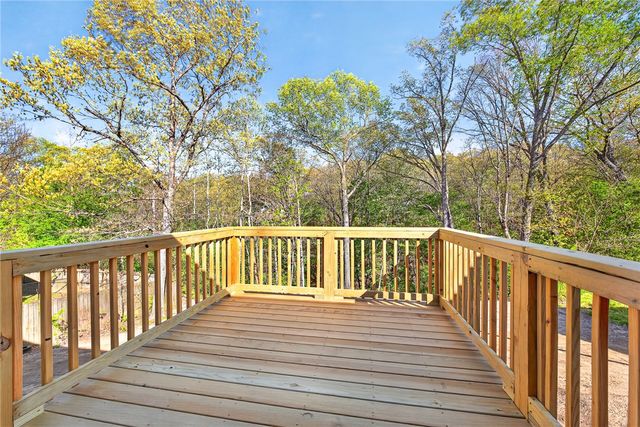 28 York Drive, Bella Vista, AR 72714