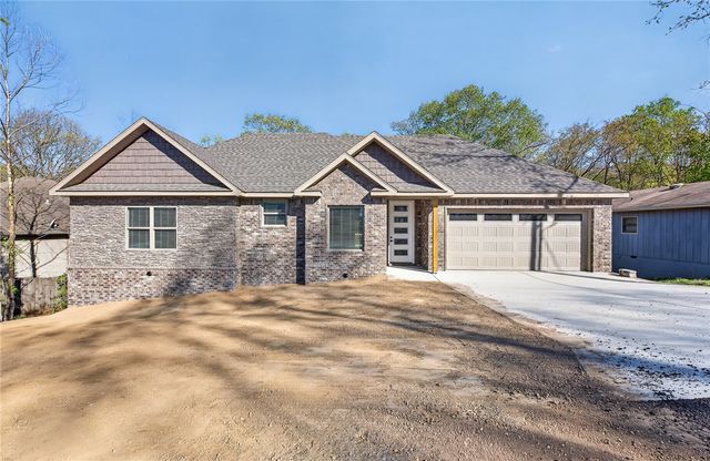 28 York Drive, Bella Vista, AR 72714