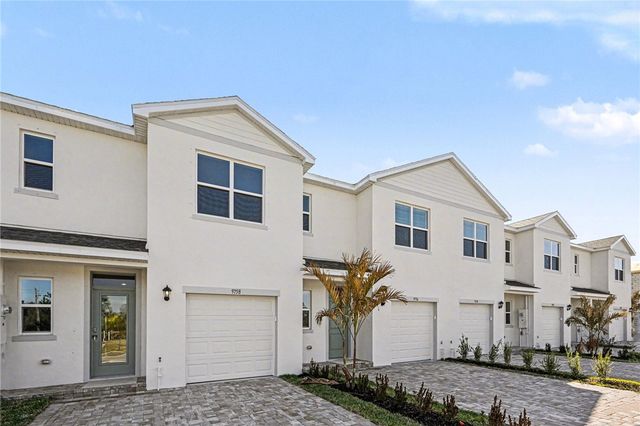 9742 Venetian Square, Vero Beach, FL 32966