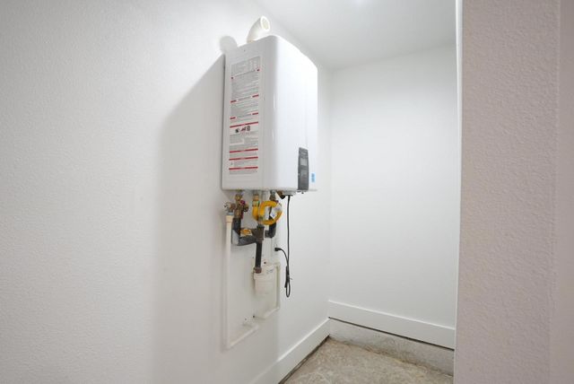 629 N Tyler Street 102, Dallas, TX 75208