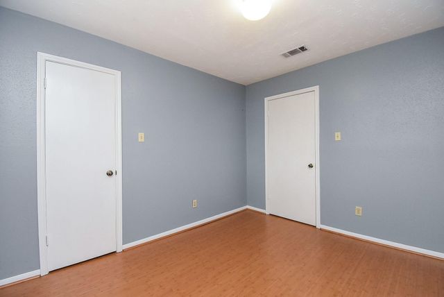 7822 Greenedge Drive, Houston, TX 77040