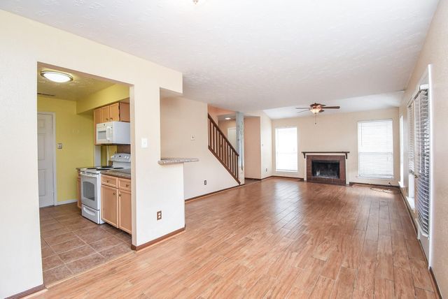 7822 Greenedge Drive, Houston, TX 77040