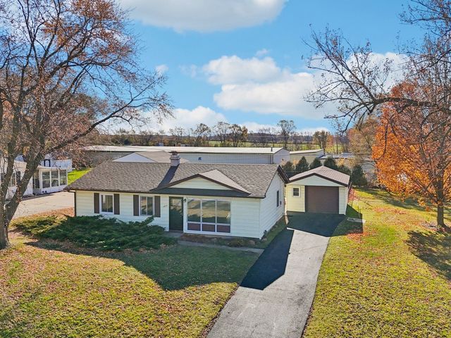 2413 Country Lane, Mchenry, IL 60051