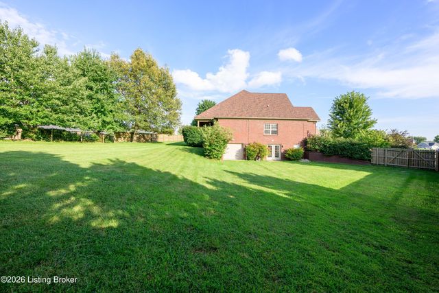 731 Vanderbilt Dr, Elizabethtown, KY 42701