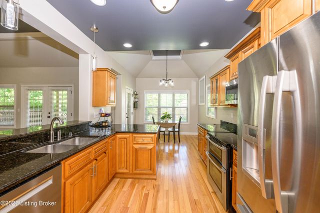 731 Vanderbilt Dr, Elizabethtown, KY 42701