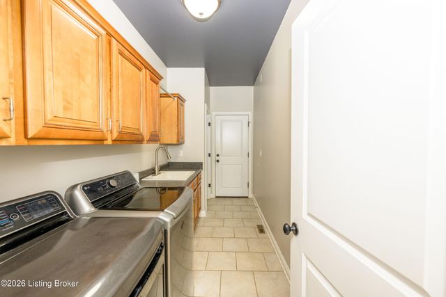 731 Vanderbilt Dr, Elizabethtown, KY 42701