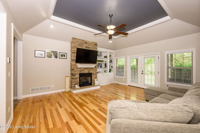 731 Vanderbilt Dr, Elizabethtown, KY 42701