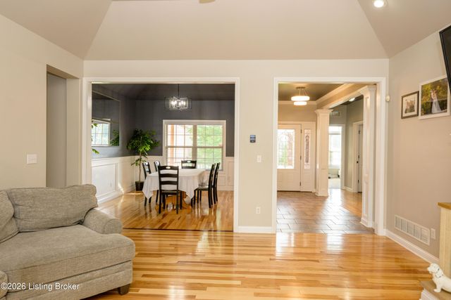 731 Vanderbilt Dr, Elizabethtown, KY 42701