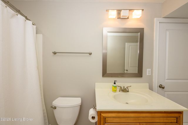 731 Vanderbilt Dr, Elizabethtown, KY 42701