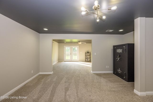 731 Vanderbilt Dr, Elizabethtown, KY 42701
