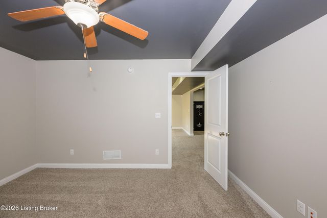 731 Vanderbilt Dr, Elizabethtown, KY 42701