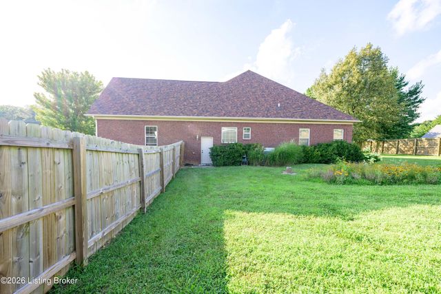 731 Vanderbilt Dr, Elizabethtown, KY 42701