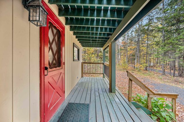 34 Two Ponds Road, Warren, VT 05674