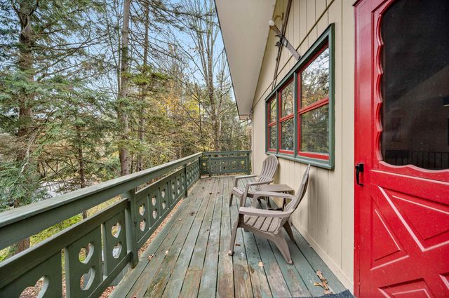 34 Two Ponds Road, Warren, VT 05674