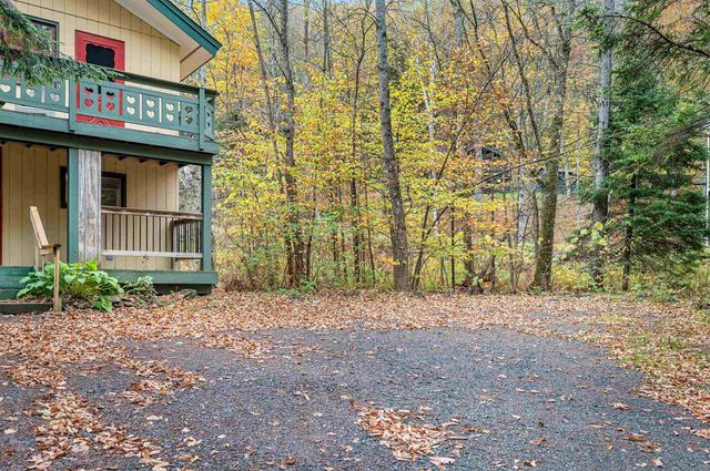 34 Two Ponds Road, Warren, VT 05674