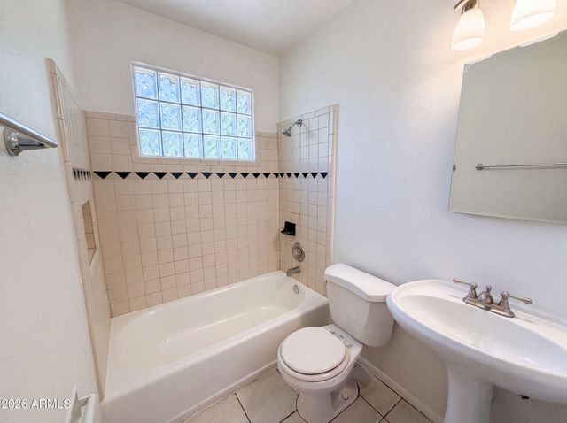 1426 E WILLIAMS Street, Tempe, AZ 85281