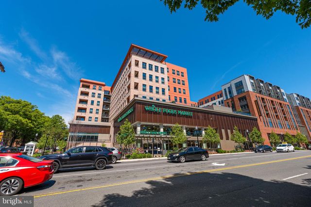 102 LOUNSBURY PL, Falls Church, VA 22046