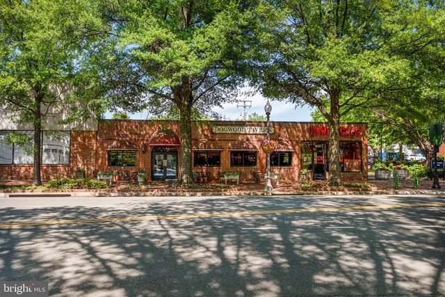 102 LOUNSBURY PL, Falls Church, VA 22046