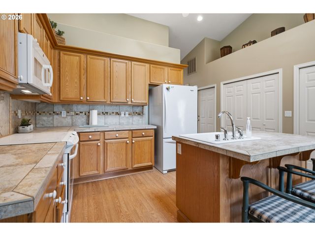 1607 Ne 88TH Ave 111, Vancouver, WA 98664