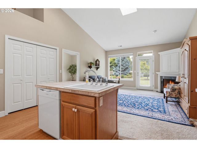 1607 Ne 88TH Ave 111, Vancouver, WA 98664