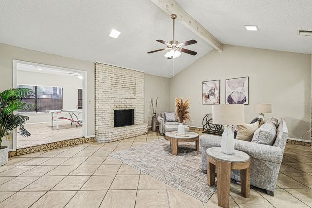 5603 Louise Way Drive, Arlington, TX 76017