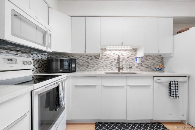 7110 S Gaylord Street 7, Centennial, CO 80122