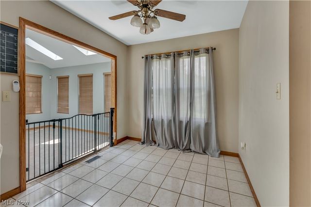 8241 Akron Canfield Road, Canfield, OH 44406