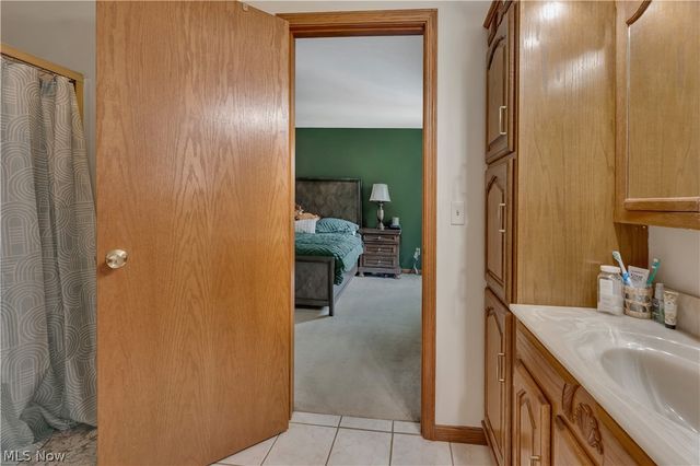 8241 Akron Canfield Road, Canfield, OH 44406