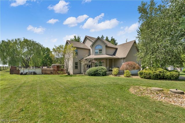 8241 Akron Canfield Road, Canfield, OH 44406