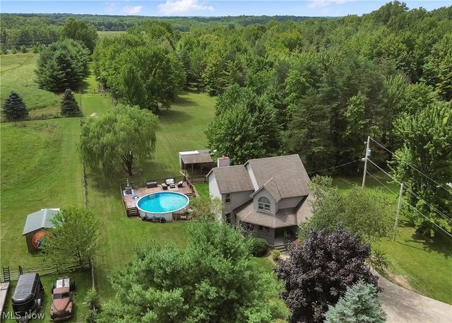 8241 Akron Canfield Road, Canfield, OH 44406