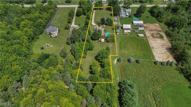 8241 Akron Canfield Road, Canfield, OH 44406