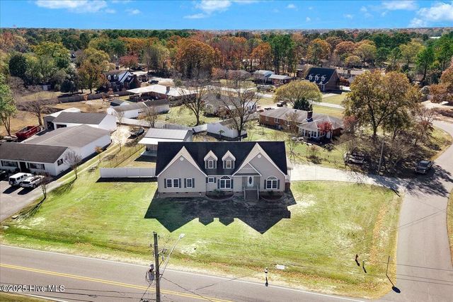 206 W New Hope Road, Goldsboro, NC 27534