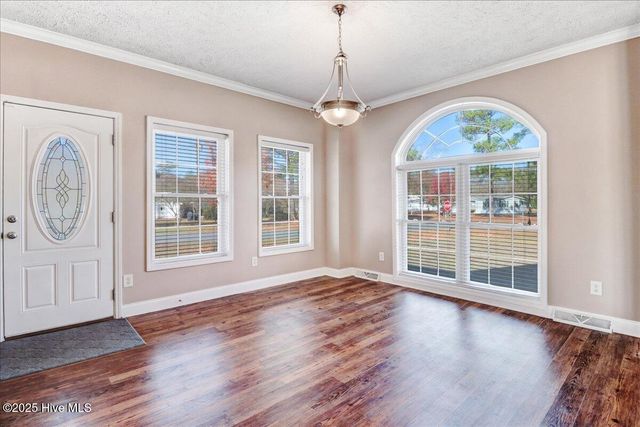 206 W New Hope Road, Goldsboro, NC 27534