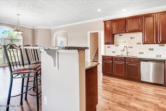 206 W New Hope Road, Goldsboro, NC 27534