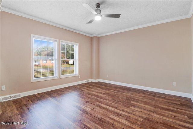 206 W New Hope Road, Goldsboro, NC 27534