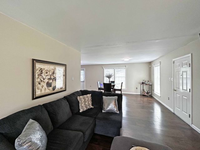 305 Wildwood Dr, Smyrna, TN 37167