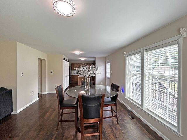 305 Wildwood Dr, Smyrna, TN 37167