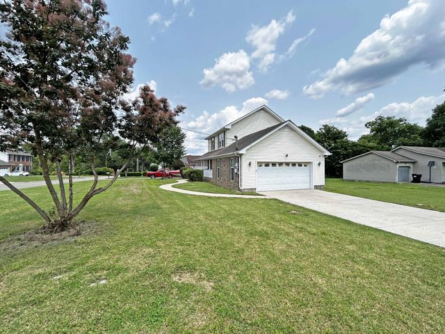 305 Wildwood Dr, Smyrna, TN 37167