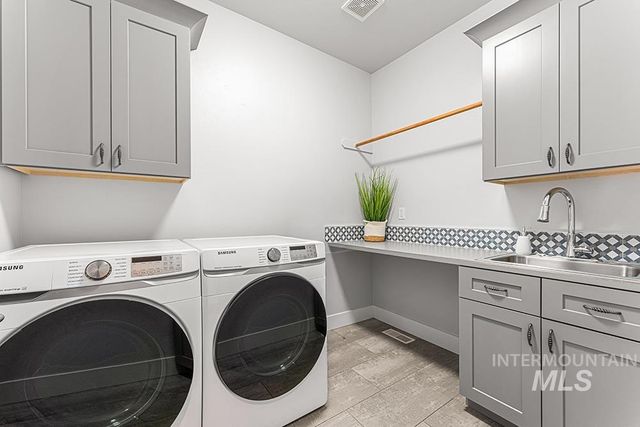 3298 S Cobble Pl, Meridian, ID 83642