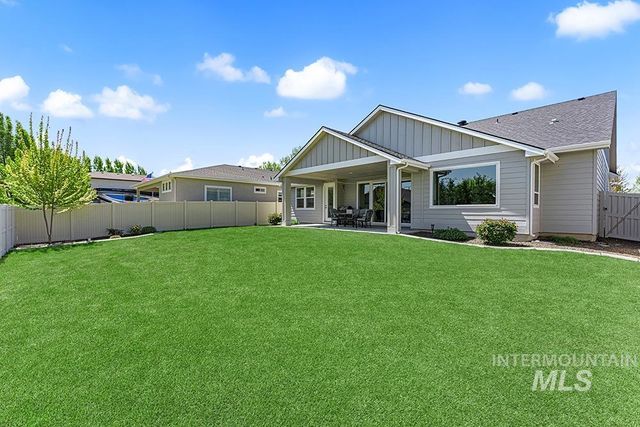 3298 S Cobble Pl, Meridian, ID 83642